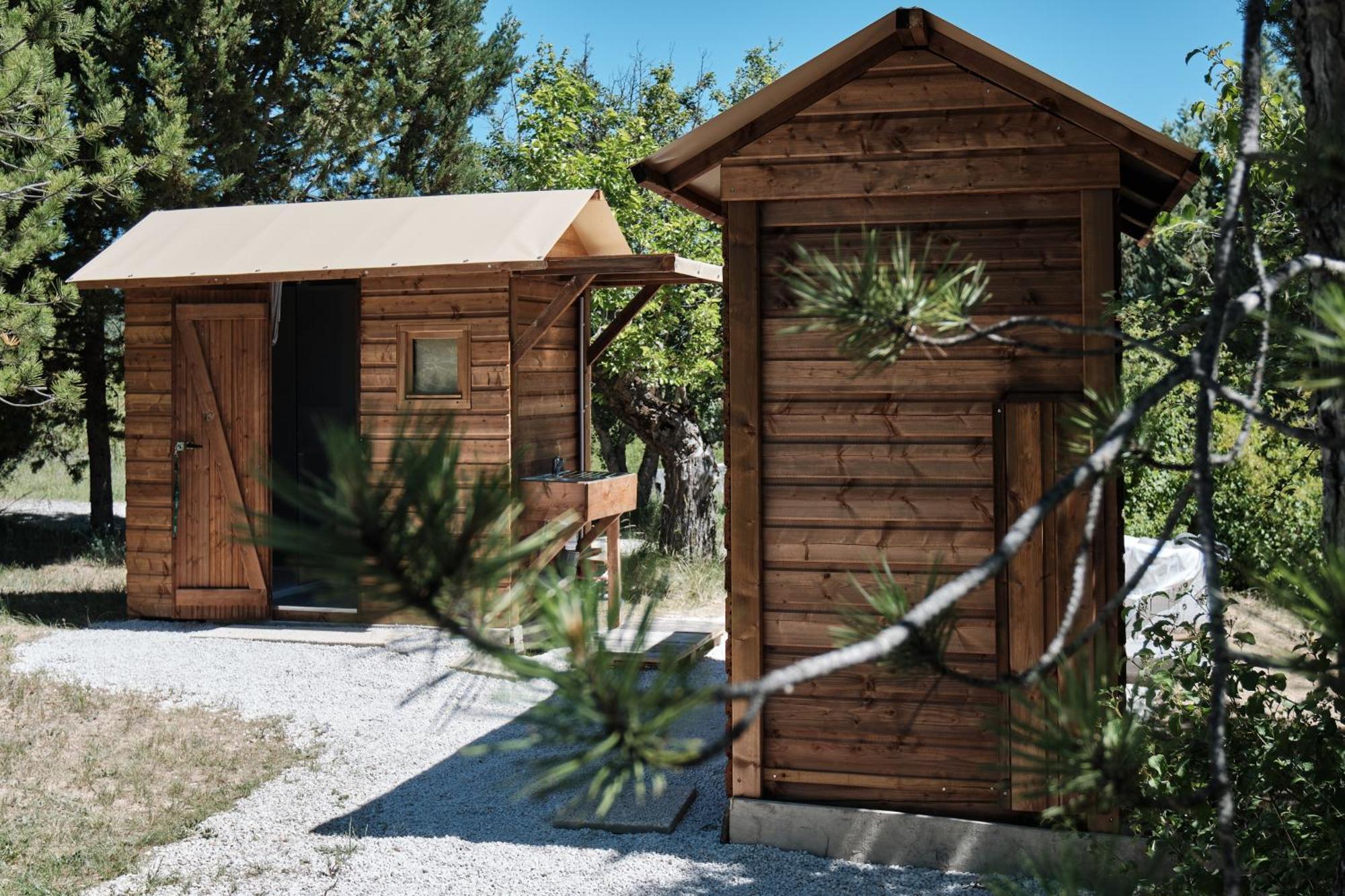 Les Maisons De Chante Oiseau Sigonce Rom bilde