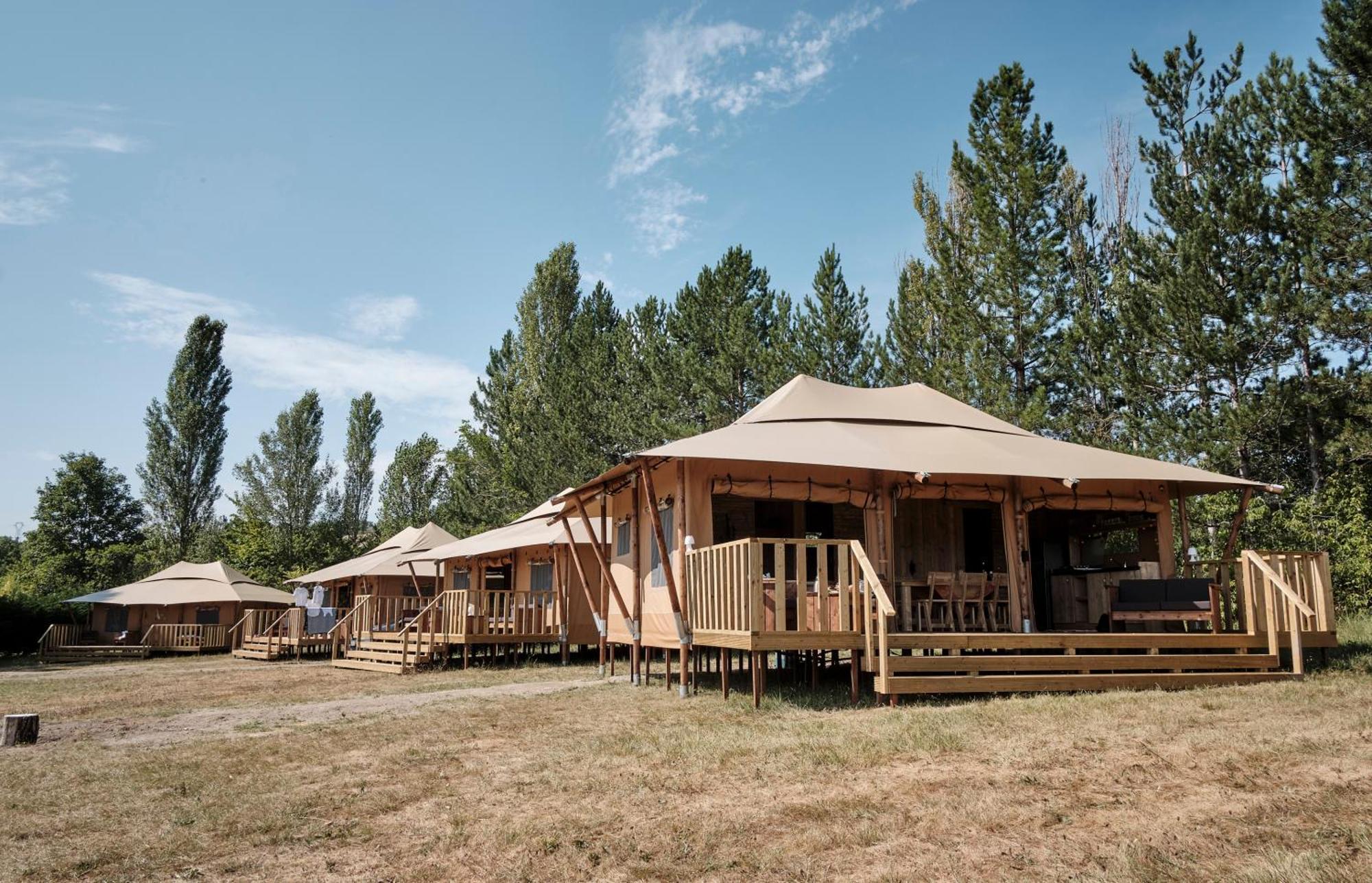 Les Maisons De Chante Oiseau Sigonce Rom bilde